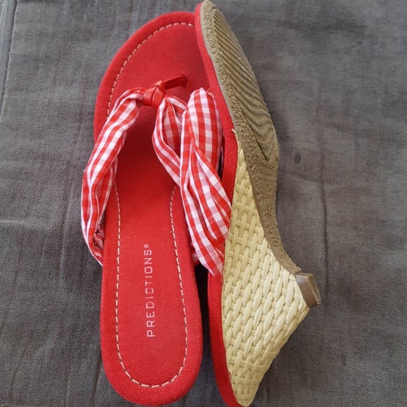 Shoes - Picture 2 of 5